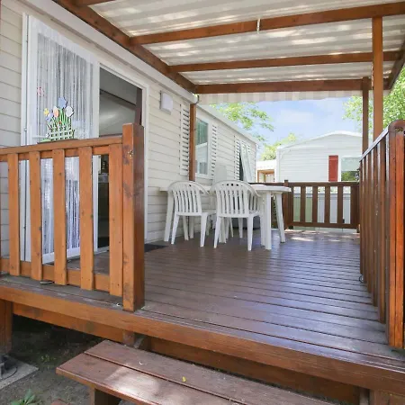 Mobile In Saint-jean Near & Pool