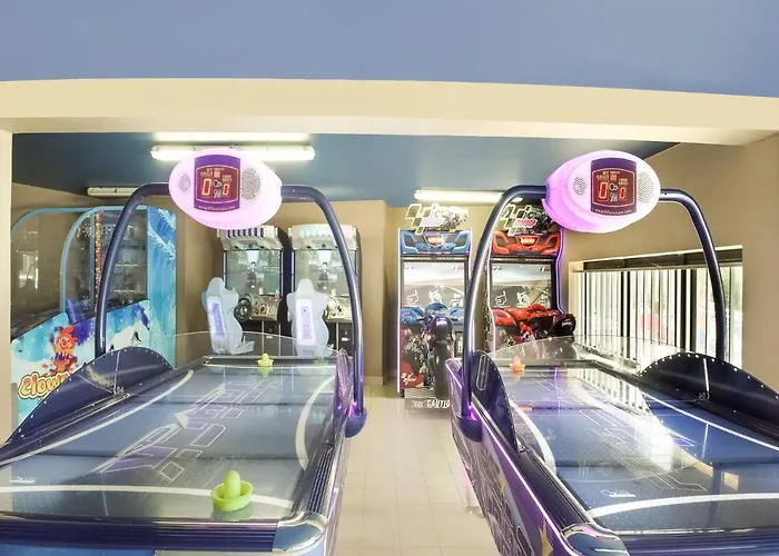 Mobile In Saint-jean Near & Pool