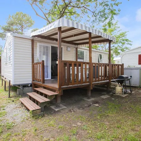 Mobile In Saint-jean Near & Pool Saint-Jean-de-Monts