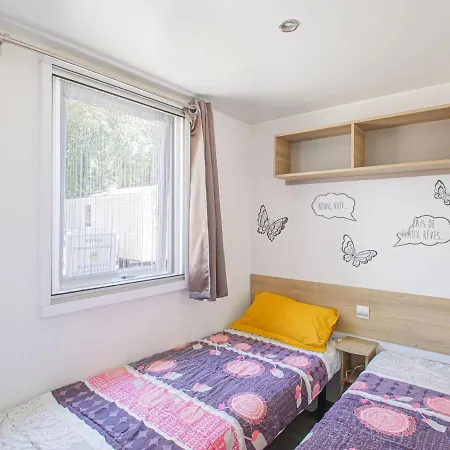 Chalet Mobile In Saint-jean Near & Pool Saint-Jean-de-Monts