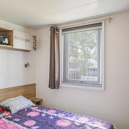 Mobile In Saint-jean Near & Pool *