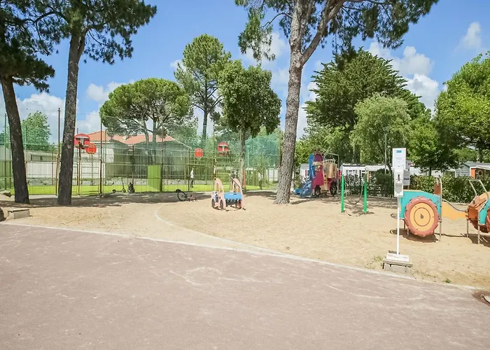 Mobile In Saint-jean Near & Pool Chalet